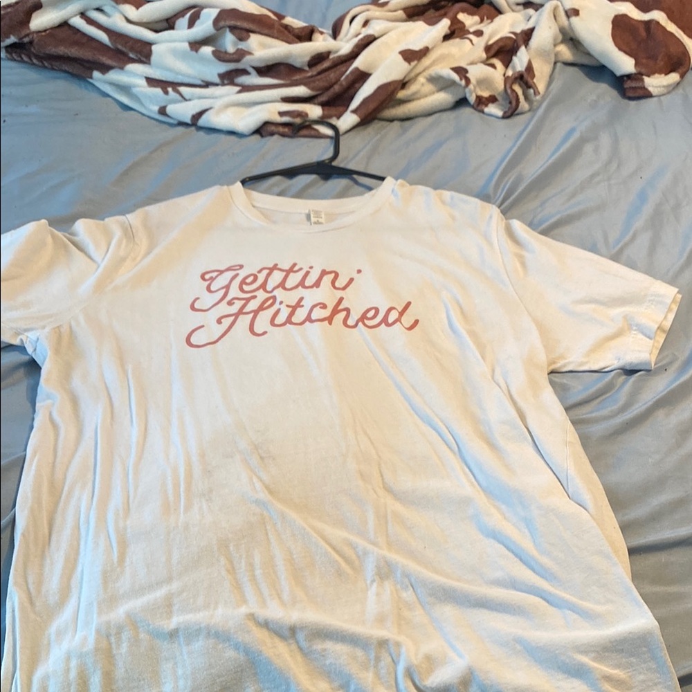 No Boundaries White 'Gettin' Hitched' Tee